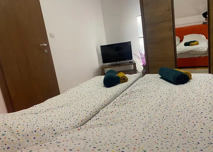 Zlatibor, Centar, Bella *